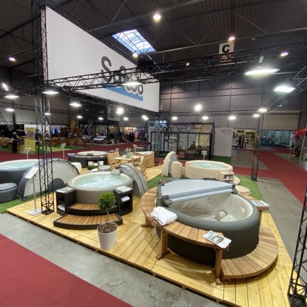 Vířivky Softub na veletrhu For Garden 2025